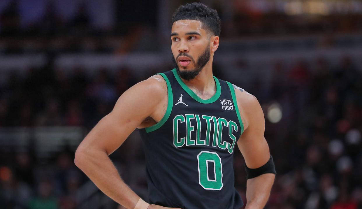 奇异果体育官网-关于塔图姆迎来三赛季高光表现，SKT球迷沸腾！的信息