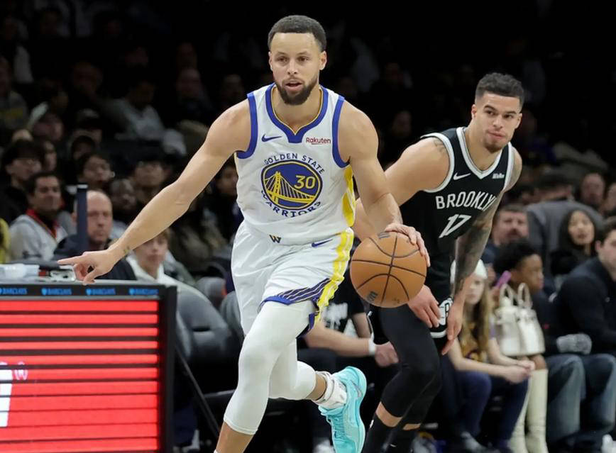 奇异果体育-包含库里在勇士比赛中赛事规则更新，战术调整引发热议！的词条