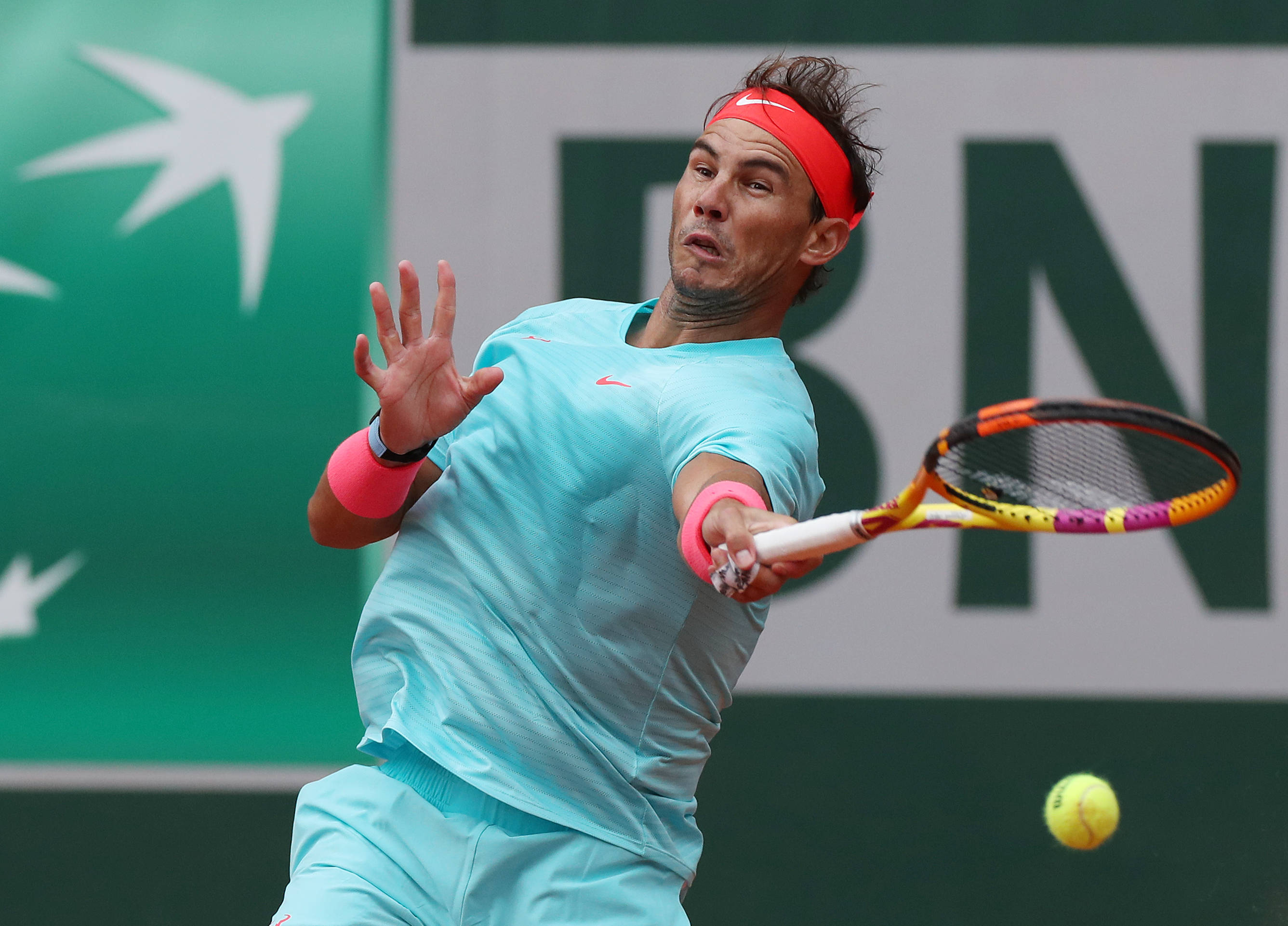 纳达尔在曼联比赛中回归赛场,高光表现引发热议!的简单介绍 纳达尔在曼联比赛中回归赛场,高光表现引发热议!的简单介绍